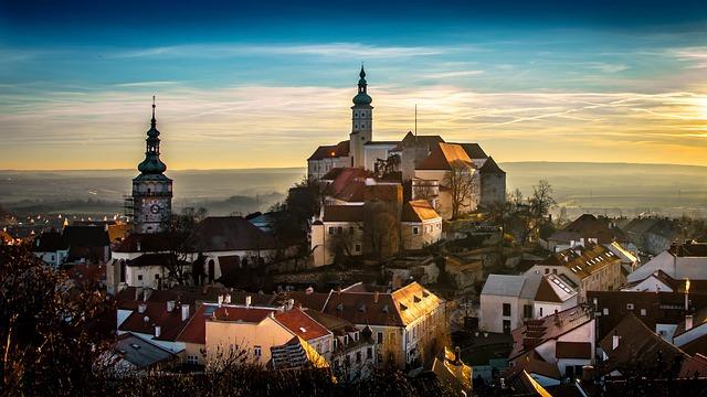 Pane, vy jste vdova: Česká klasika v novom šate – exkluzívne